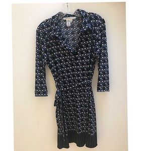 Geometric print dress